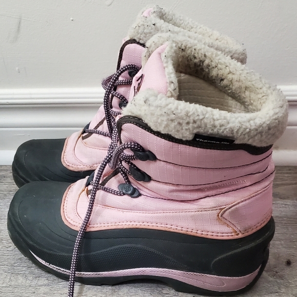 Columbia Winter Boots size 8.5 women - Picture 2 of 3